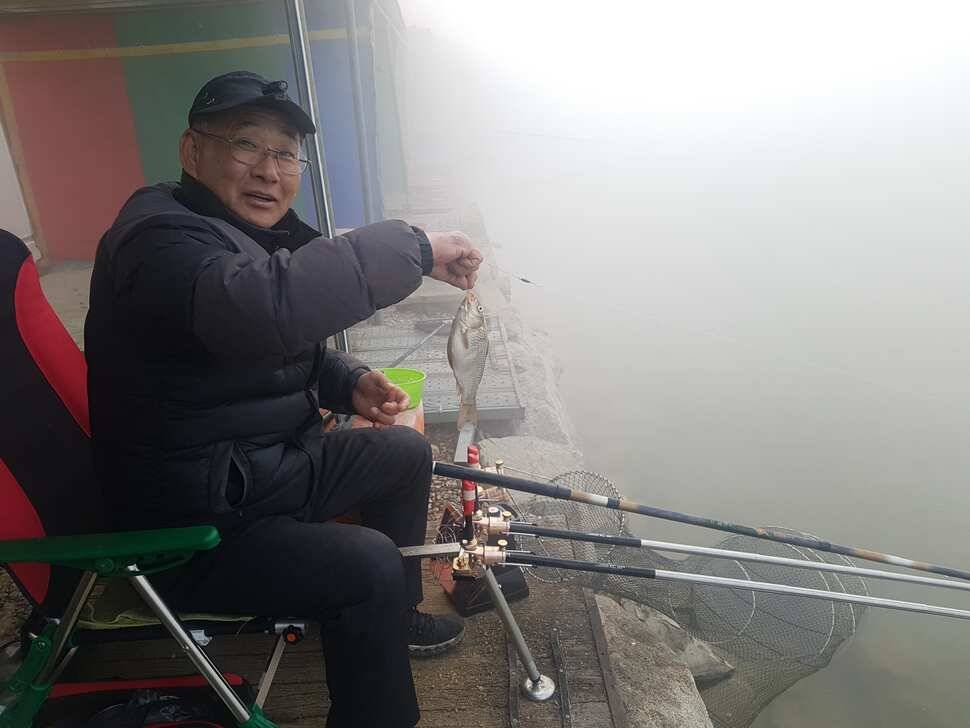 안성 거청낚시터 붕어조황 3 월 23 일 (유료터정보 - 유료터점주조황)
