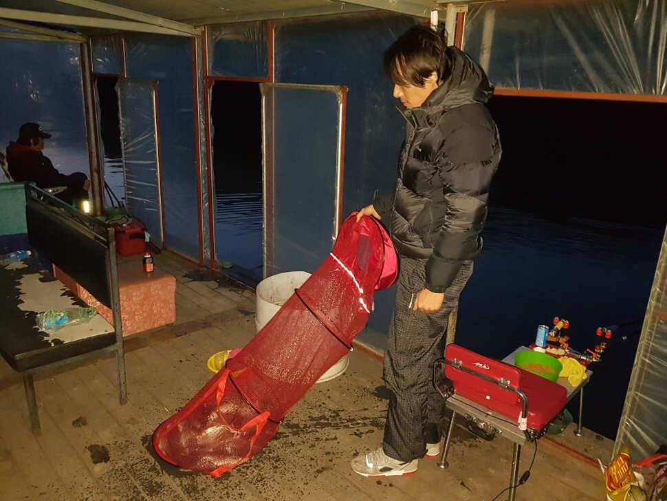 산들낚시터의 11월20일에 올리는 모습입니다 (유료터정보 - 유료터점주조황)