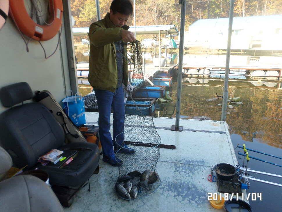 아산신수지 11월 첫 주말 화보입니다 (유료터정보 - 유료터점주조황)