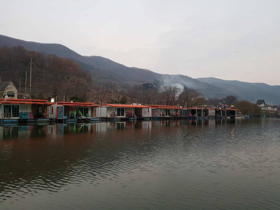 아산 산들낚시터의 12월 첫날에 올리는 모습입니다 (유료터정보 - 유료터점주조황)