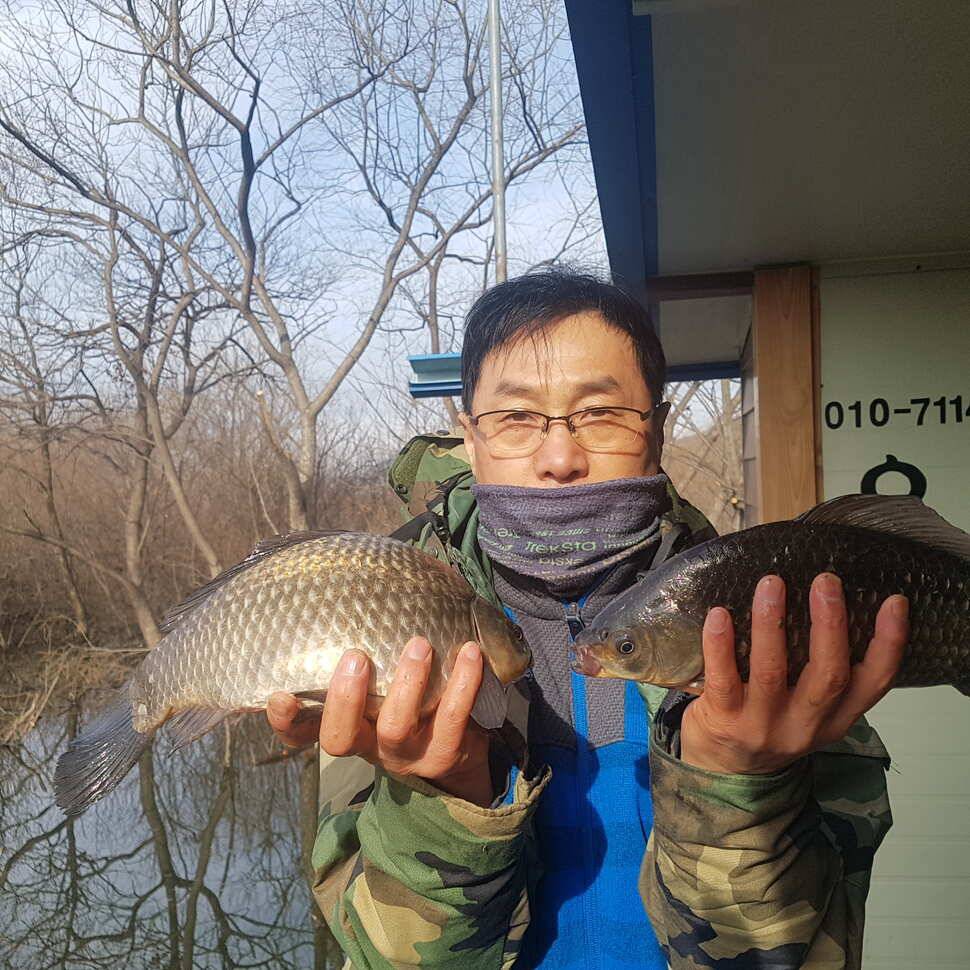 혹뿌리 붕어 와 마릿수 (유료터정보 - 유료터점주조황)