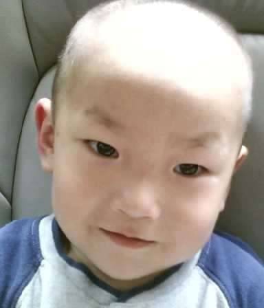 탁이 얼굴입니다 탁이아빠와 씽크로율 100입니다 ㅎㅎㅎ (커뮤니티 - 자유게시판)