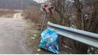이러시면 아니되옵니다 (커뮤니티 - 자유게시판)