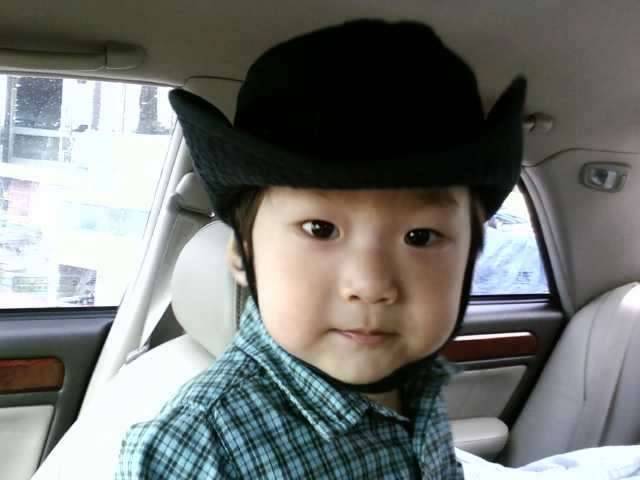 탁이 얼굴입니다 탁이아빠와 씽크로율 100입니다 ㅎㅎㅎ (커뮤니티 - 자유게시판)