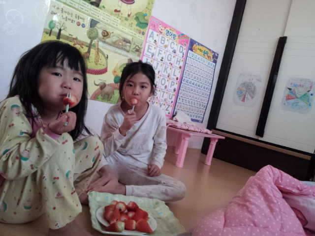 이렇게 후회 하며살고 ᆢ (커뮤니티 - 자유게시판)