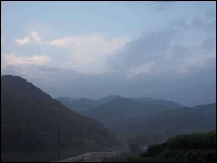 하늘을 볼수 있는 삶의 여유 (커뮤니티 - 자유게시판)
