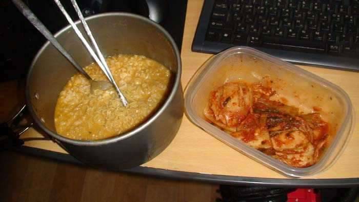 이 야심한 시간에 (커뮤니티 - 자유게시판)