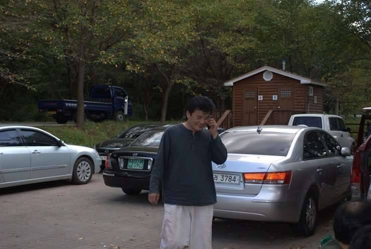 이분들은 뉘시진지험험 (커뮤니티 - 자유게시판)