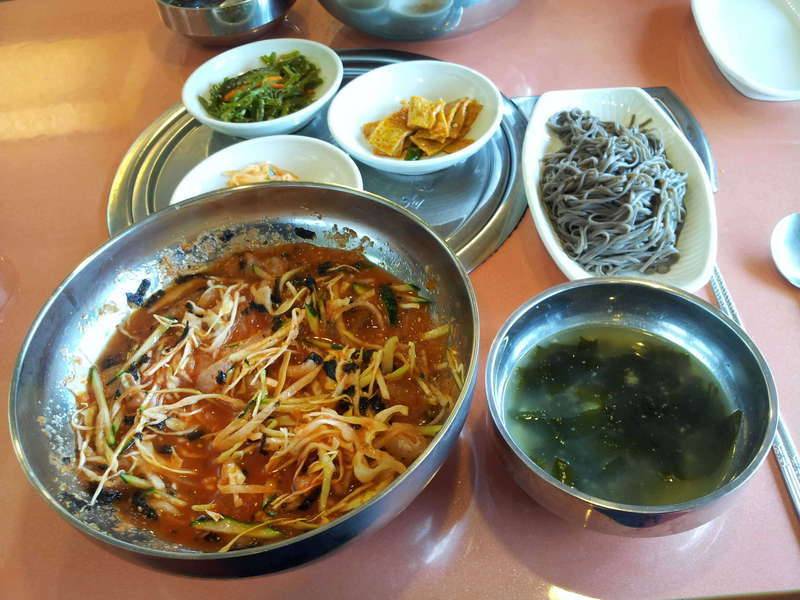 점심드쎴는지요 (커뮤니티 - 자유게시판)