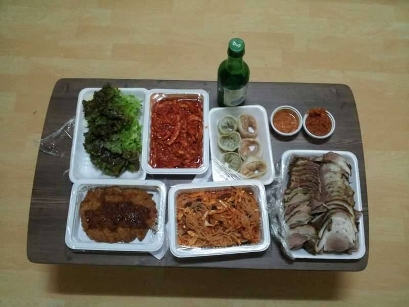 족발 좀 드십시요 (커뮤니티 - 자유게시판)