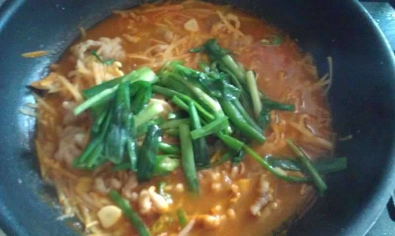 화끈하게 한숟갈 (커뮤니티 - 자유게시판)