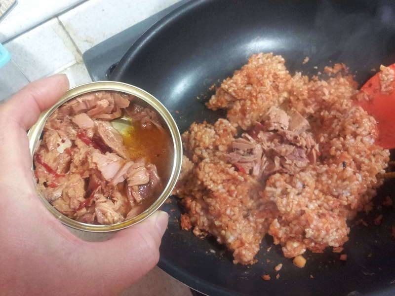 혼자 먹는 저녁김치 뽁음밥 (커뮤니티 - 자유게시판)