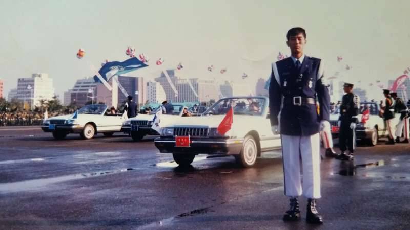 국군의날그리고 (커뮤니티 - 자유게시판)