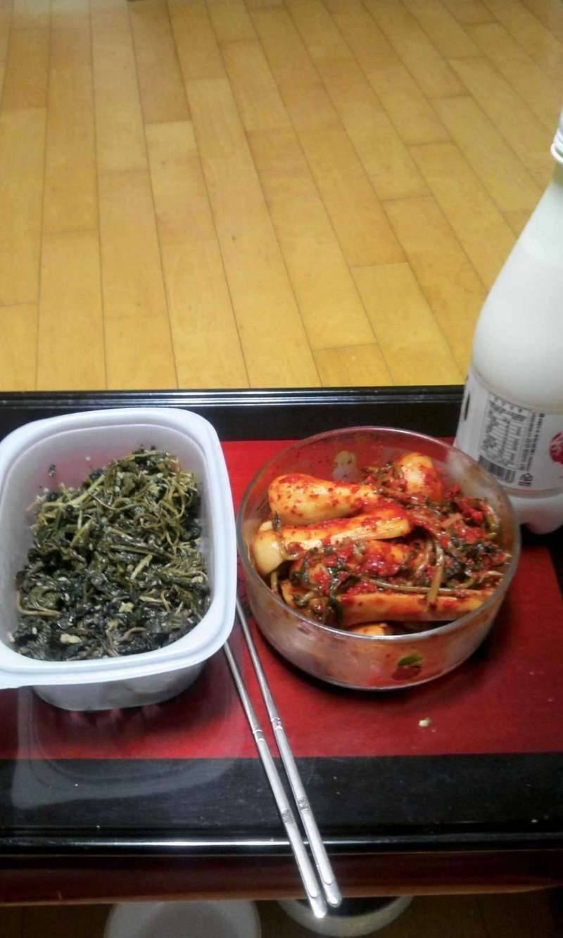 불러 주는이 없어 혼자ㅠㅠ (커뮤니티 - 자유게시판)