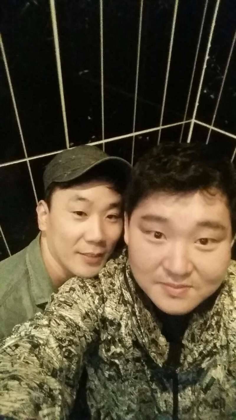 손님은없고ㅜㅜ 동생과 셀카질ㅋ (커뮤니티 - 자유게시판)