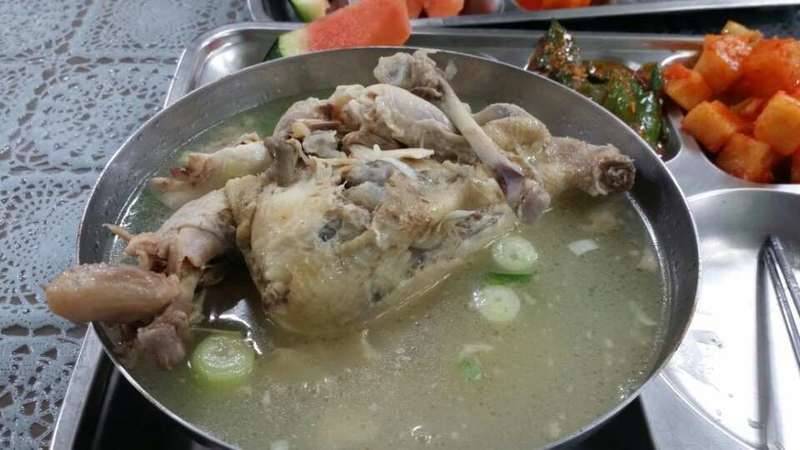 뭐 이런 삼계탕이 다 있습니까 (커뮤니티 - 자유게시판)