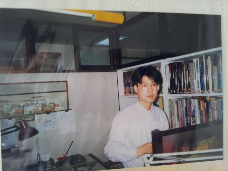 아픈만큼 숙성해지고지난 30년 (커뮤니티 - 자유게시판)