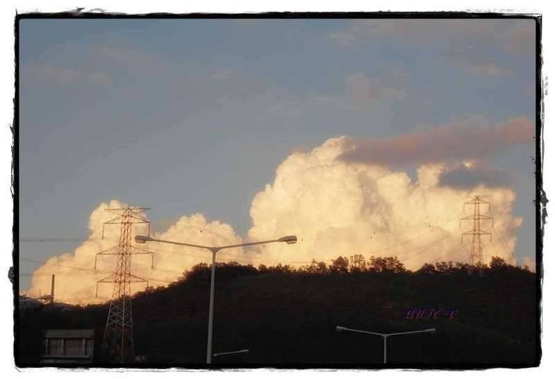 퇴근길 하늘을 보면 (커뮤니티 - 자유게시판)