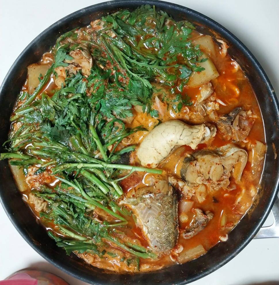 동태탕 맛나게 끓이는법 (커뮤니티 - 자유게시판)