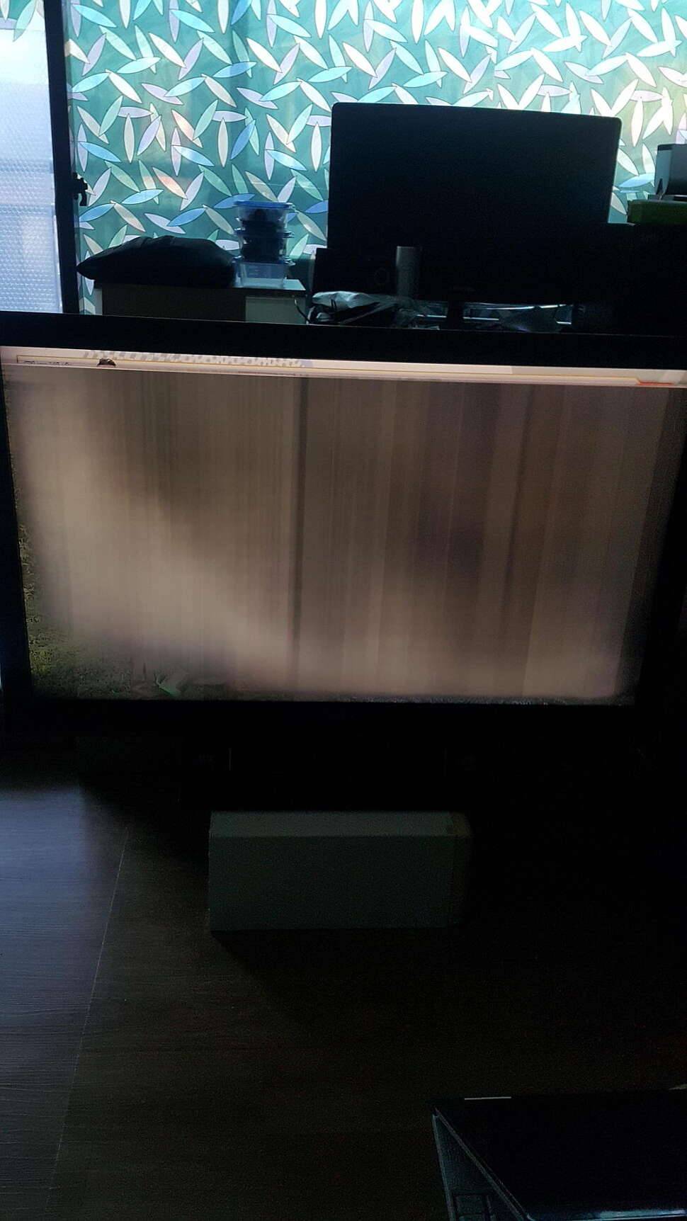 선배고수님엘시디 티비 불량증상에 대해 아시면 조언좀 주시길 (커뮤니티 - 자유게시판)