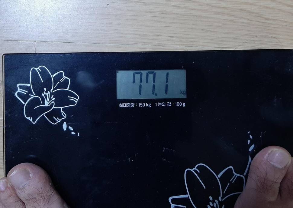 아 진짜 사알살 (커뮤니티 - 자유게시판)