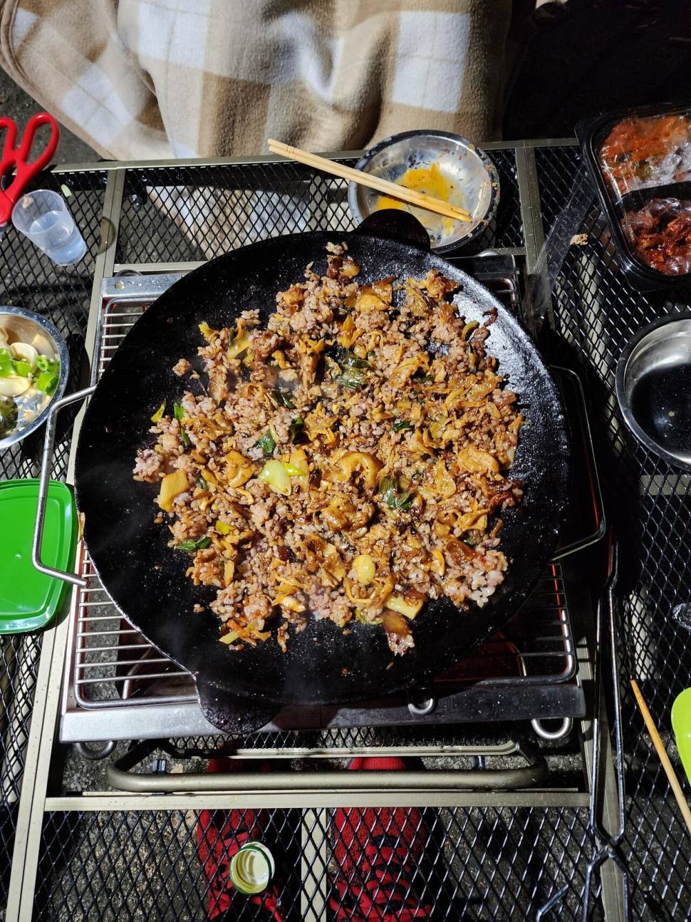 강제 노숙 (커뮤니티 - 자유게시판)