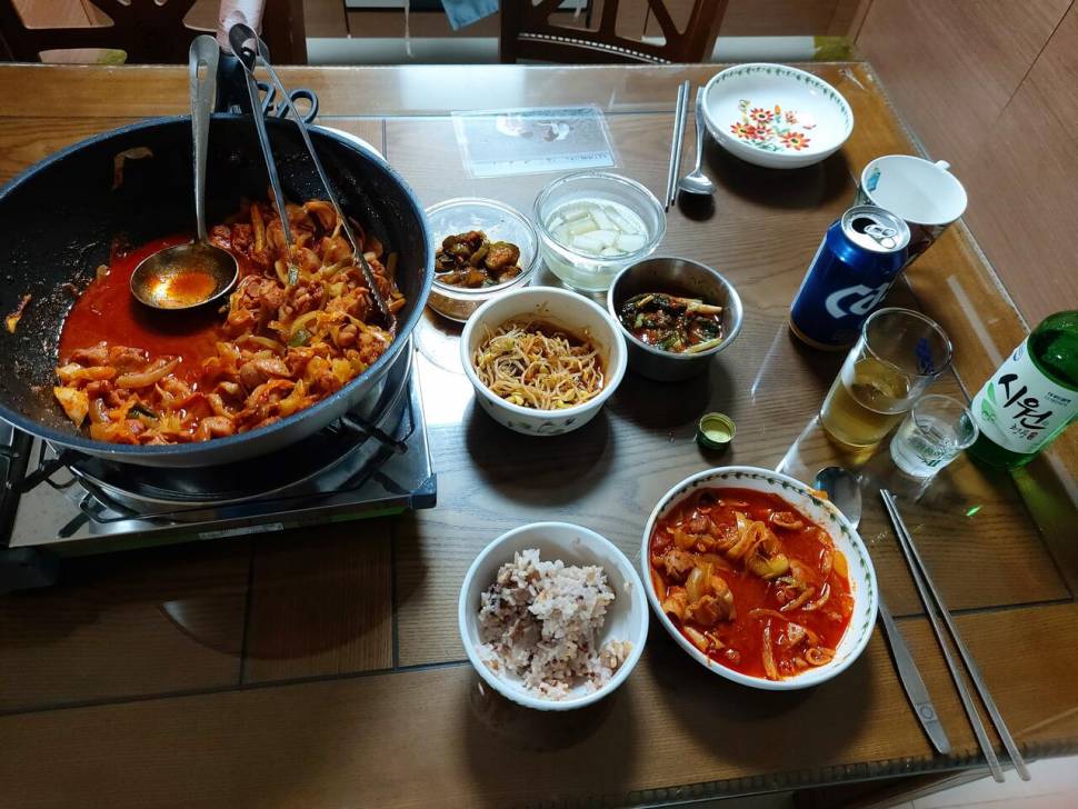 이실직고 합니다 ㅠㅠ (커뮤니티 - 자유게시판)