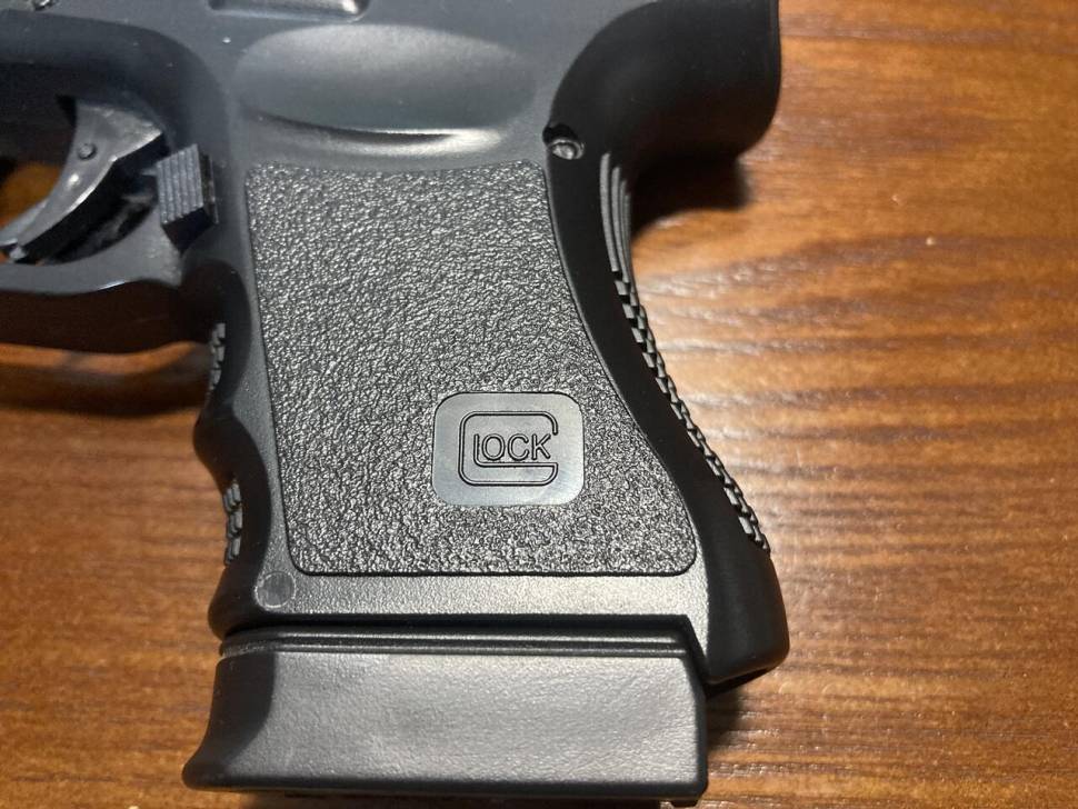 글록 Glock 17 분양합니다 (커뮤니티 - 자유게시판)
