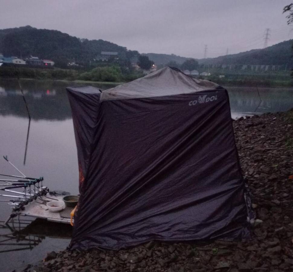 물멍 때리기도 어렵다 (커뮤니티 - 자유게시판)