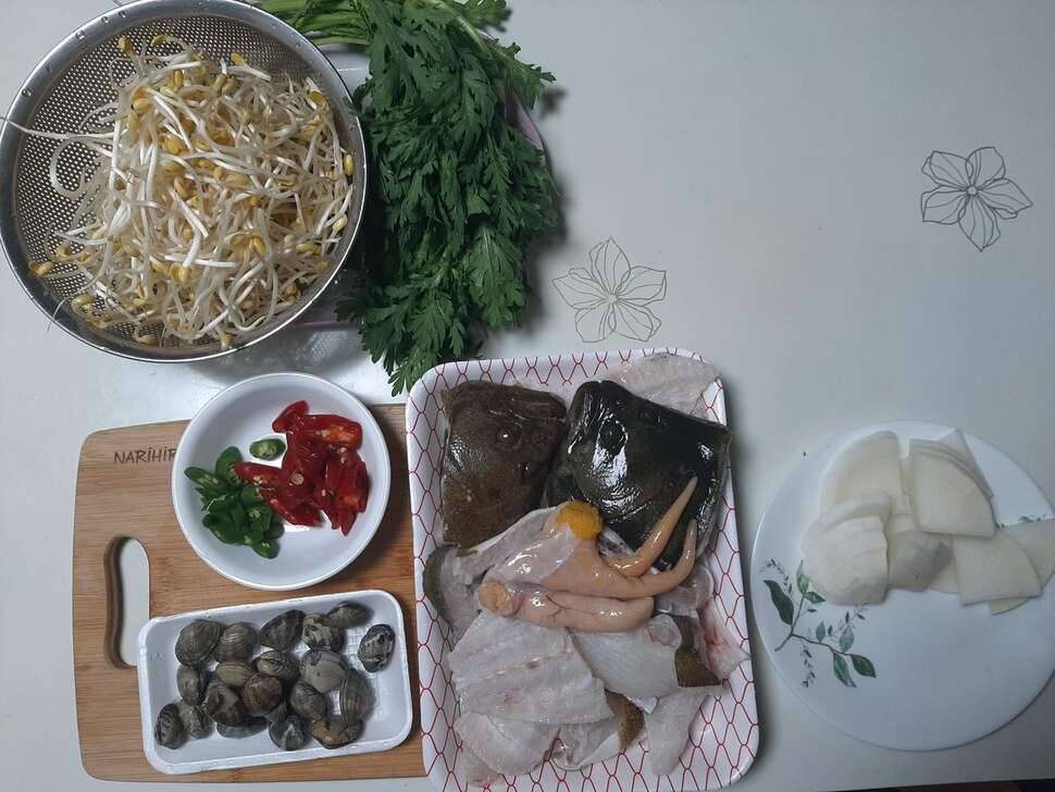 한 숟가락 하실래유 (커뮤니티 - 자유게시판)