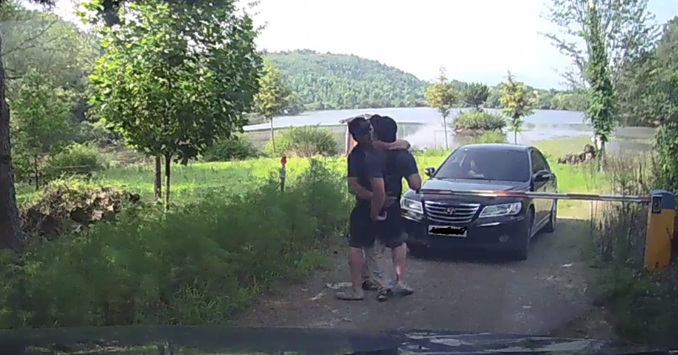 낚시하러갔다가 폭행 및 성폭력당했습니다 (커뮤니티 - 자유게시판)