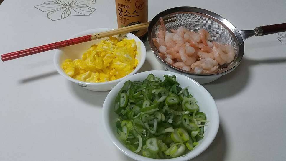 오늘은 (커뮤니티 - 자유게시판)
