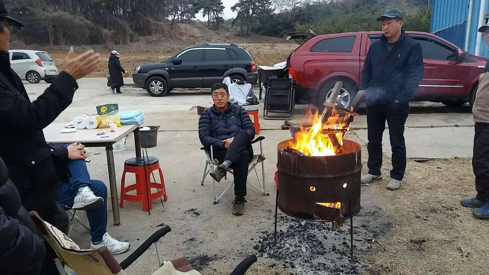 지금 봉교는 (커뮤니티 - 자유게시판)