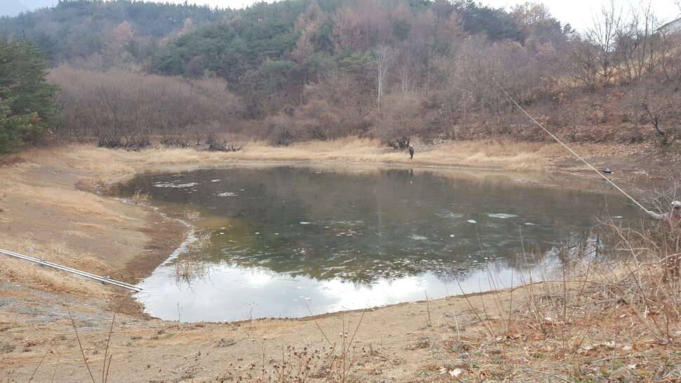 낚시인은 (커뮤니티 - 자유게시판)