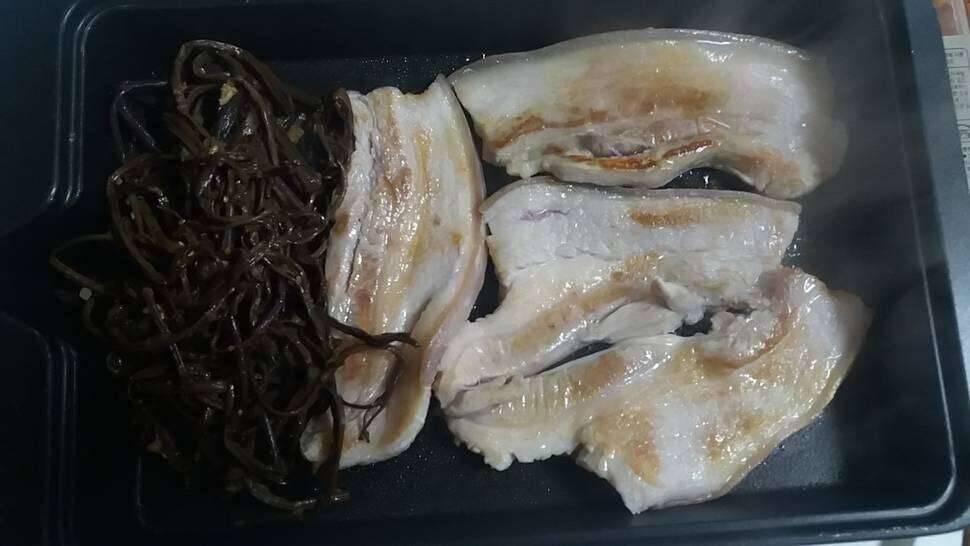 점심들 드셨나요 오겹이 한점씩 하세요 (커뮤니티 - 자유게시판)
