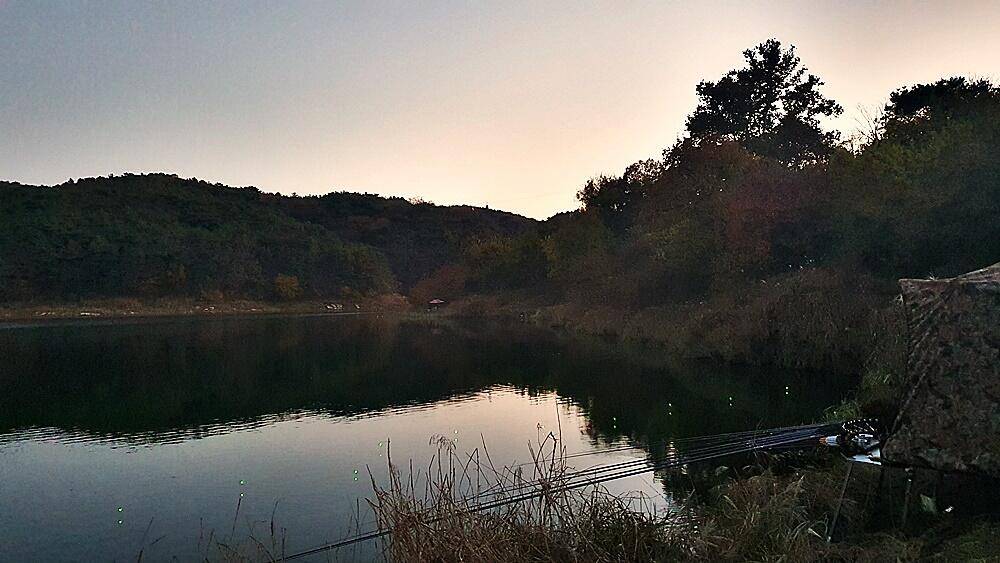 청풍호의 가을 (조황조행기 - 화보조행기)