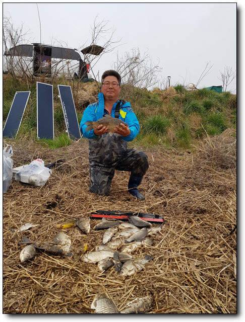 봄붕어 찿아서6대호만본류 (조황조행기 - 화보조행기)