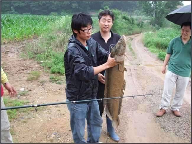 즐거운낚시 고삼소류지 (조황조행기 - 화보조행기)