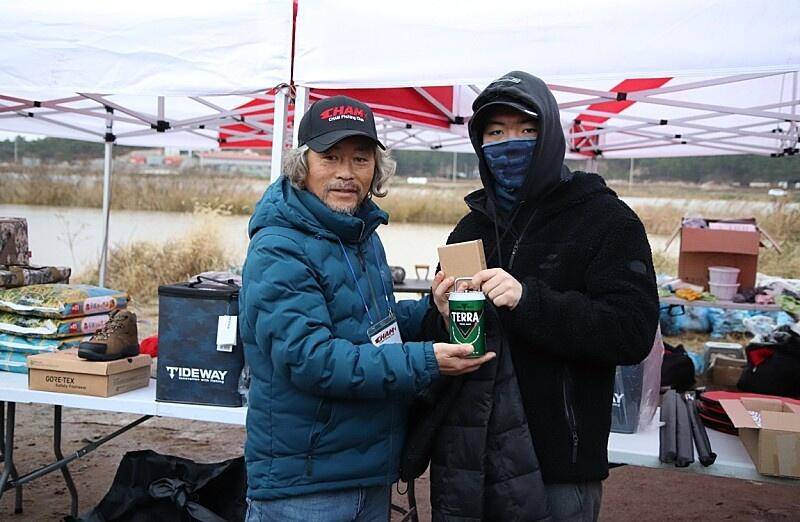 좋은 사람들과 함께 하는 즐거운 낚시 (조황조행기 - 화보조행기)