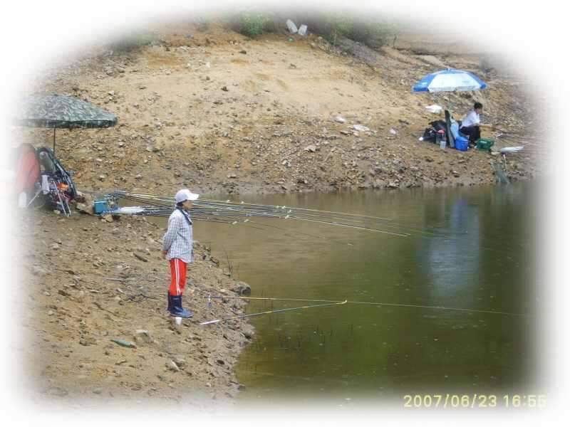 동반의 낚여정 상주 공성면 영오리 계곡지에서 (조황조행기 - 화보조행기)
