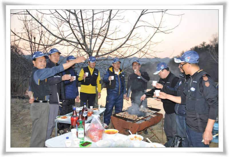 청심클럽 쓰레기 없는 낚시터 만들기 1편 (조황조행기 - 화보조행기)