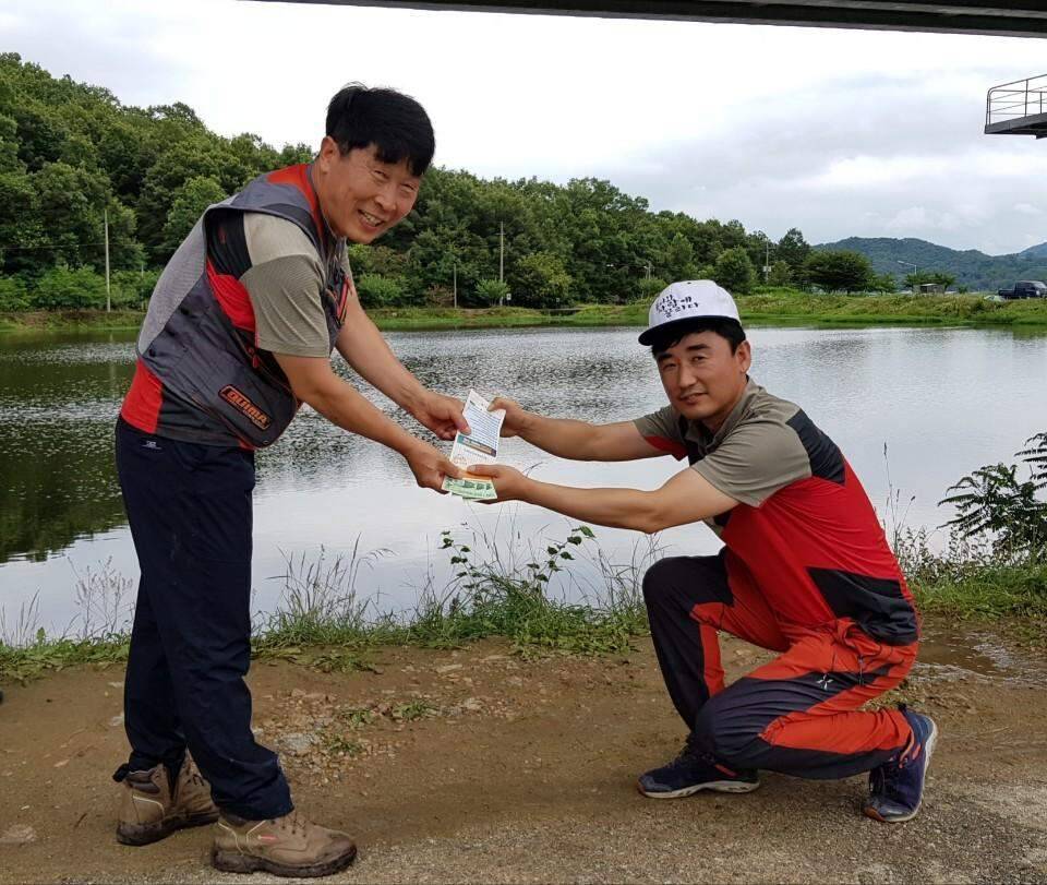 먹개비의 낚시 투어 99탄 낮낚시 정출에 마리수 대박 (조황조행기 - 화보조행기)
