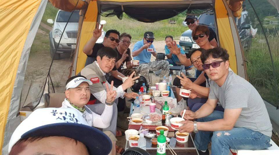 먹개비의 낚시 투어 94탄 멤버들과 상주권 낙동강 도전 (조황조행기 - 화보조행기)