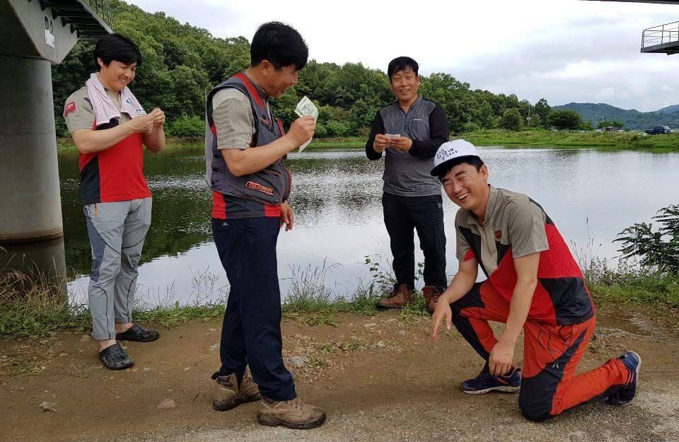 먹개비의 낚시 투어 99탄 낮낚시 정출에 마리수 대박 (조황조행기 - 화보조행기)