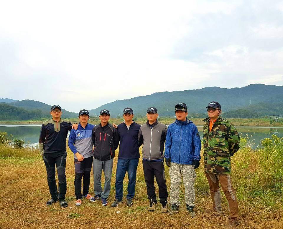 먹개비의 낚시 투어 20탄끈끈한 정으로 함께하는 조우들과 함께 (조황조행기 - 화보조행기)