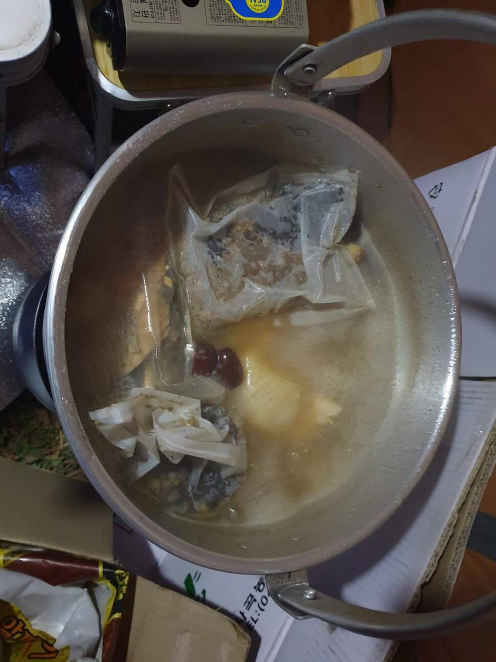 붕어에 낚이다 먹고 또 먹고 (조황조행기 - 화보조행기)