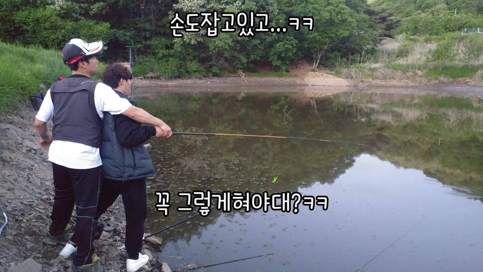 지존조행기아빠와 아들 그리고 피조사 (조황조행기 - 화보조행기)