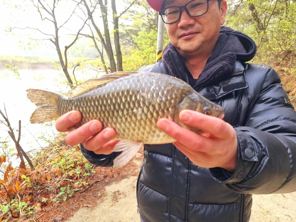 어신魚神 조우회의 4월 정기출조 (조황조행기 - 화보조행기)