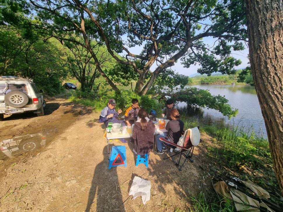 어신魚神 조우회의 5월달 정기출조 소류지의 향기 (조황조행기 - 화보조행기)