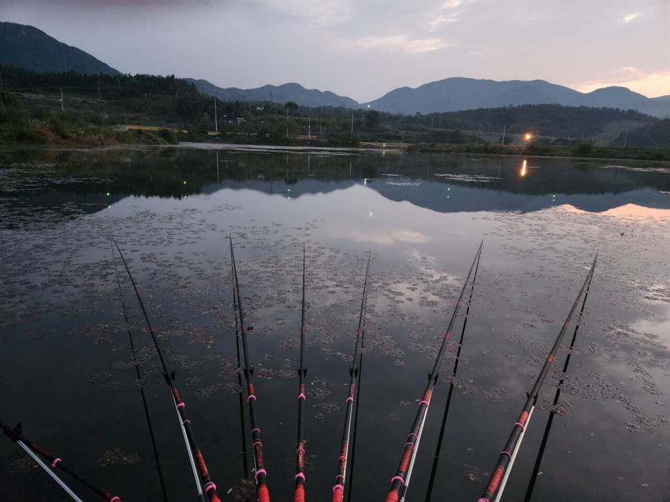 어신魚神 조우회의 10월 정출2번의 기회 (조황조행기 - 화보조행기)